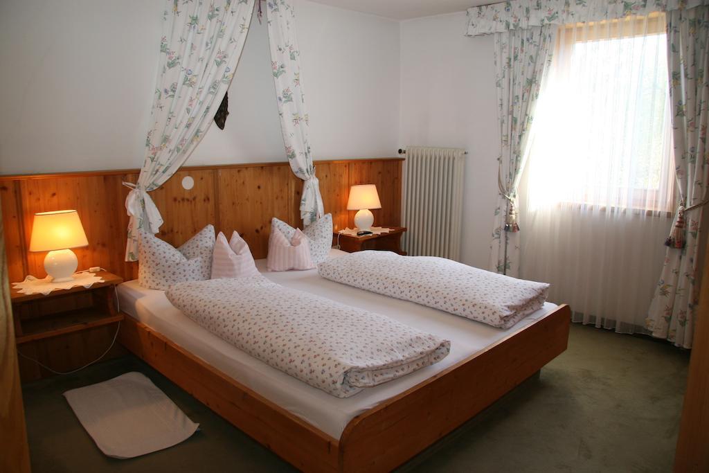 Gasthof Pension Lanzenhof Going am Wilden Kaiser Rom bilde